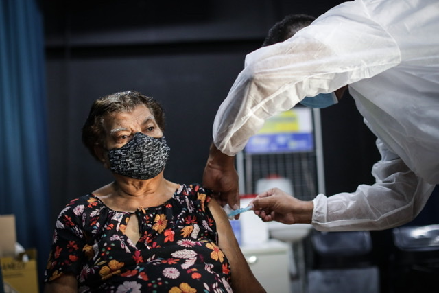 Pernambuco já aplicou mais de 250 mil doses da vacina