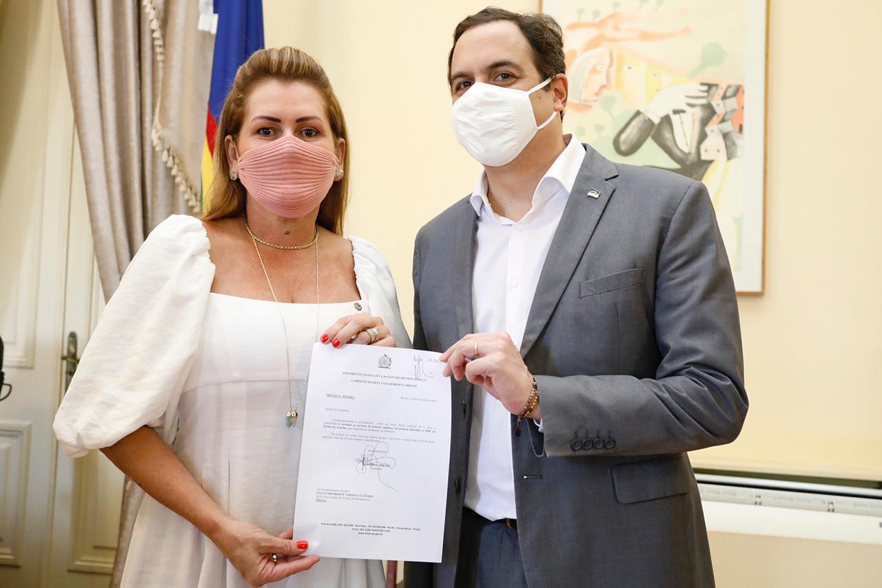 Roberta Arraes solicita instalação imediata do IML do Sertão