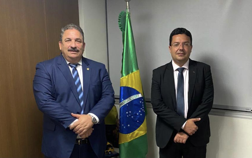 No FNDE, Eriberto articula ações e recursos para Pernambuco