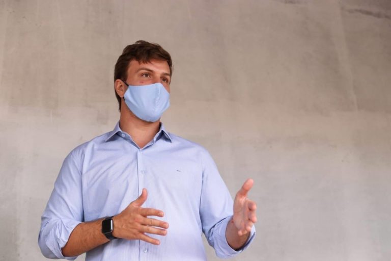 Miguel pede apoio da população para conter avanço da covid-19