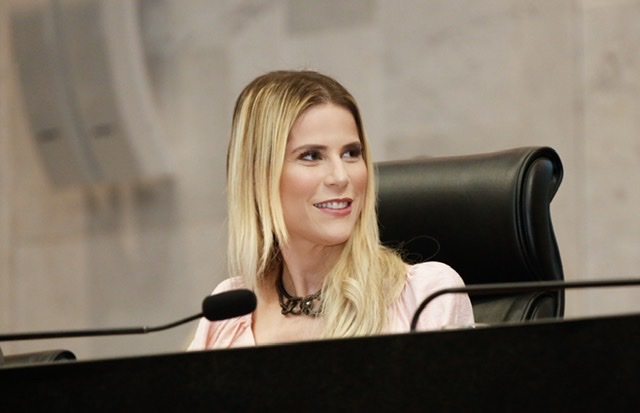 Fabíola Cabral é reeleita presidente da Comissão de Ciência, Tecnologia e Informática da Alepe