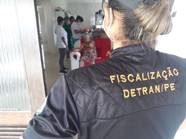 Detran amplia atuação para vacinação de idosos contra Covid-19