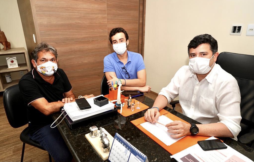 Líder do PP no Recife alinha estratégias com Eduardo da Fonte