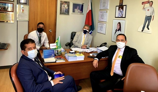 Em Brasília, Sivaldo Albino busca investimentos para Garanhuns