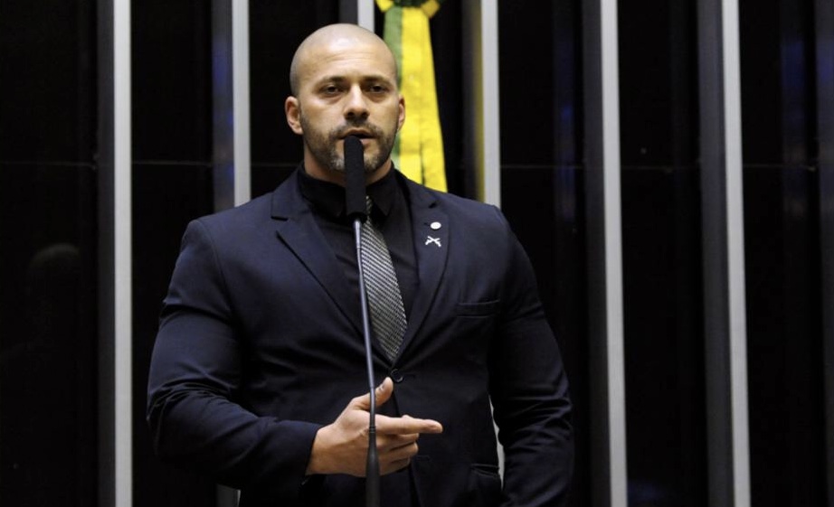 STF mantém prisão de Daniel Silveira após audiência de custódia