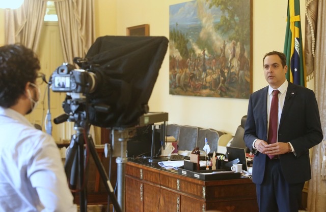 Paulo Câmara amplia medidas restritivas para todo estado