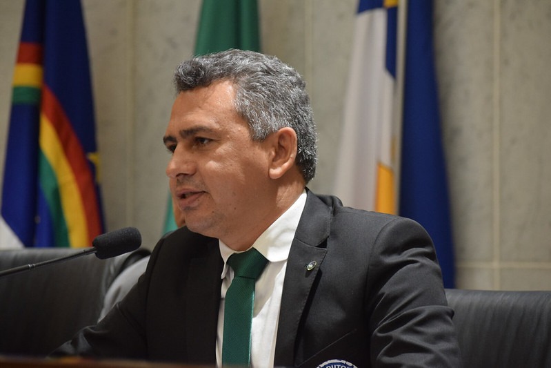 Doriel pede inclusão de trabalhadores na lista do Chapéu de Palha