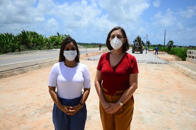 Fernandha Batista vistoria ações viária e hídrica em Ipojuca