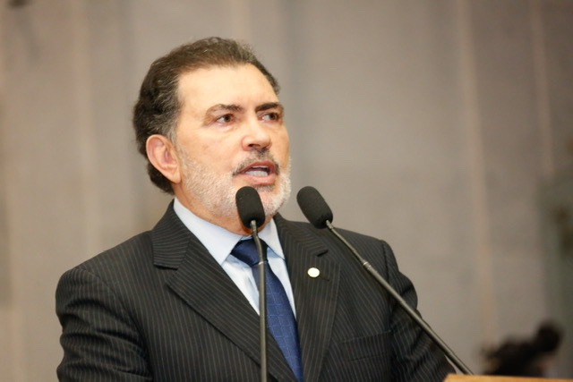 Tony Gel destina emenda para obras hídricas em Santa Cruz