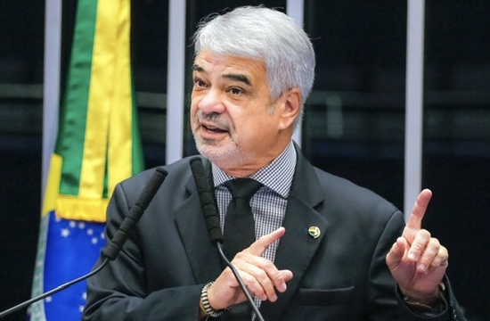 Humberto pede confisco de vacinas compradas ilegalmente