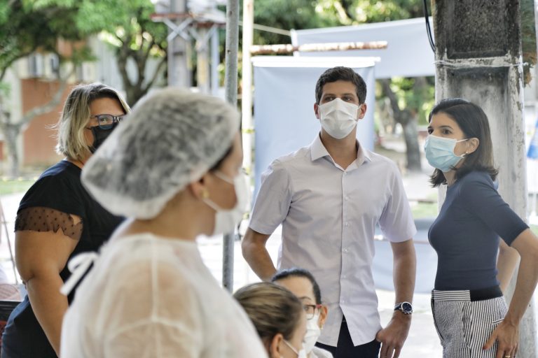 Prefeitura do Recife deve comprar 200 mil doses de vacinas