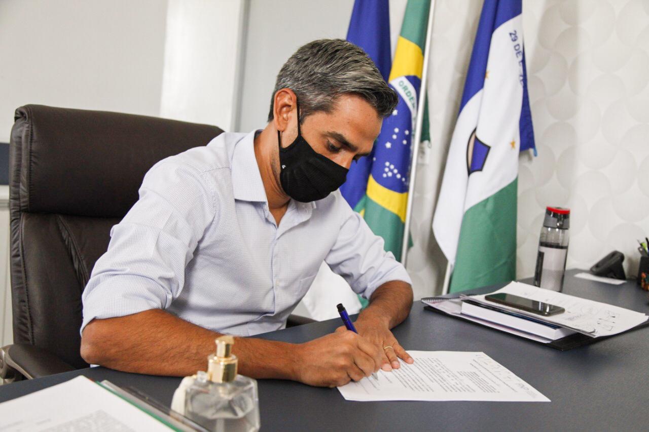 Fábio Aragão formaliza interesse na compra de vacinas