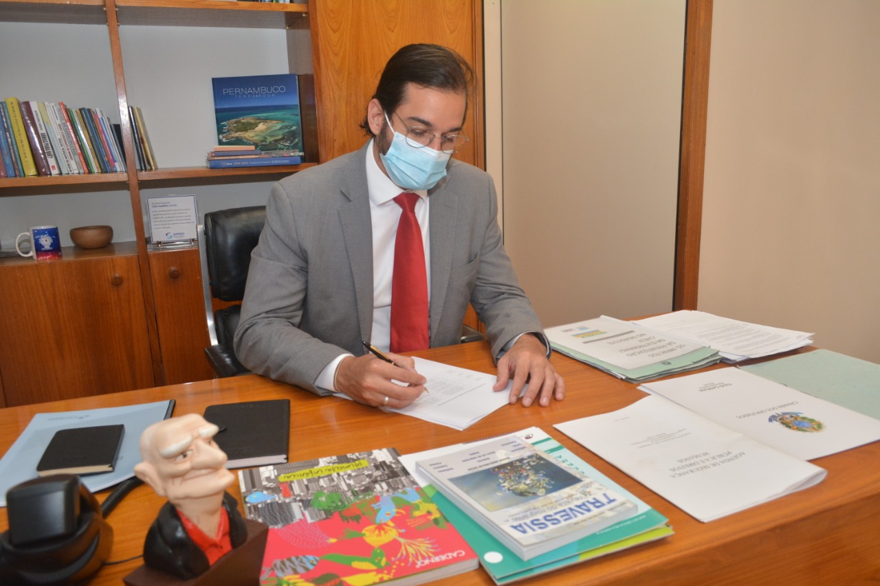 Túlio tenta barrar no MPF portaria que retalia projetos culturais