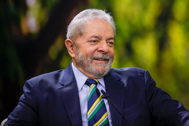 Fachin anula condenações de Lula e petista está elegível