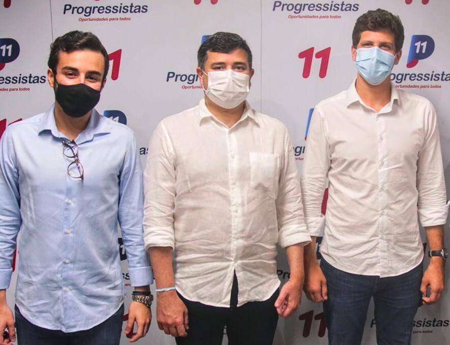 Dudu da Fonte elogia João Campos por agilidade na vacinação