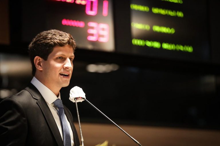 Prefeito do Recife adia pagamento do IPTU e do ISS para bares, restaurantes, lanchonetes e hotéis