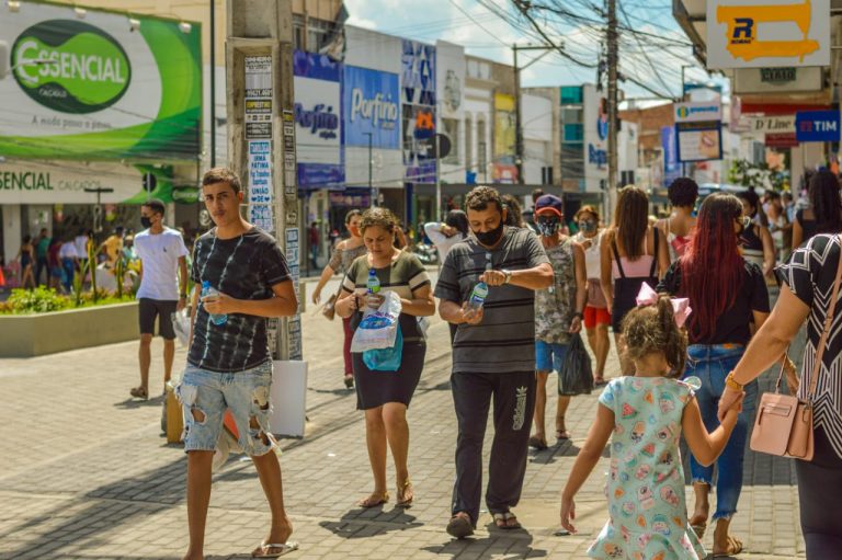 Comércio, igrejas, bares e restaurantes serão fechados aos fins de semana em Pernambuco