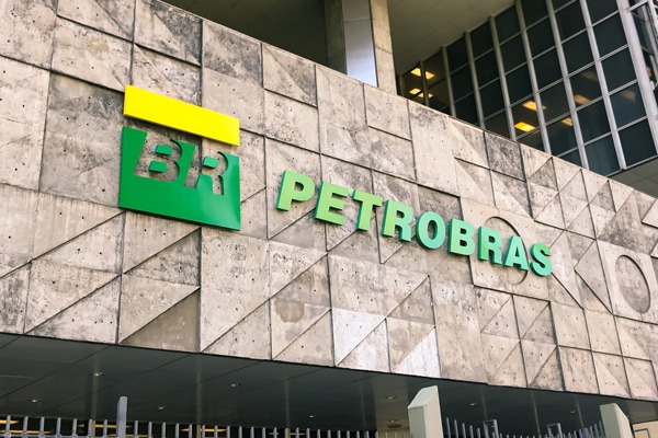 Petrobras anuncia mais um aumento na gasolina e no diesel