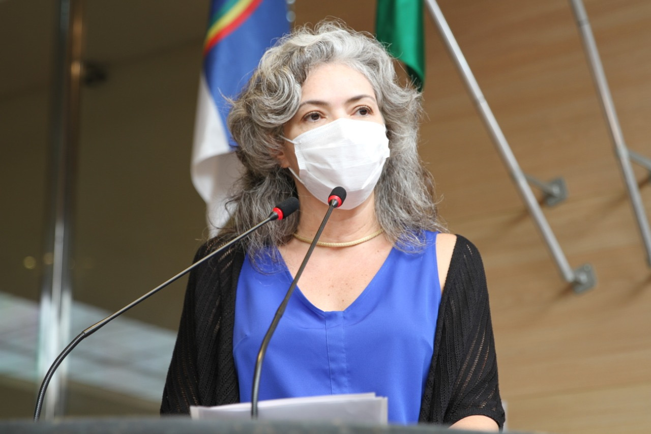 Vereadora do Recife defende adoção de cultos à distância