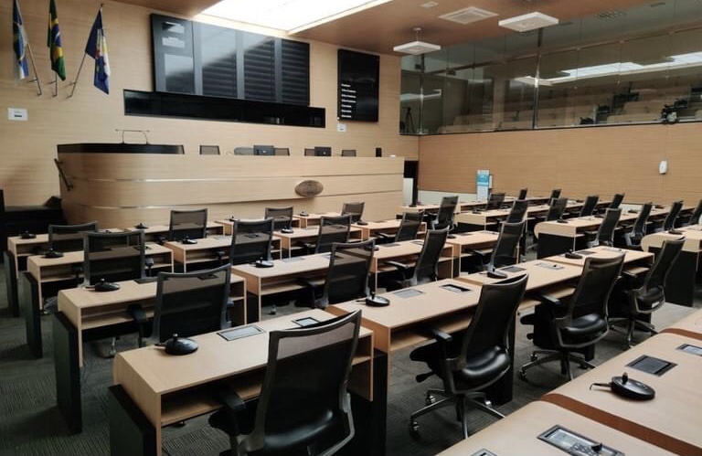 Câmara Municipal do Recife suspende atividades presenciais
