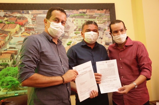 Diogo Moraes oficializa novas emendas para São Bento do Una