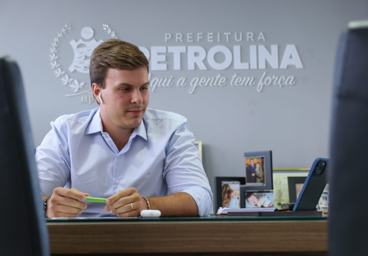 Cenário Político: Mendonça abre as portas do DEM para Miguel