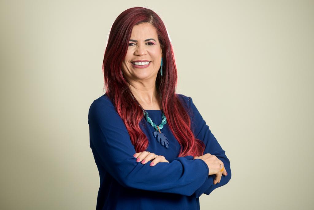 Gleide apresenta projeto para o enfrentamento da violência política