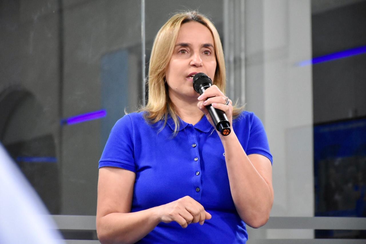 Cenário Político: Alessandra Vieira adota fogo amigo no PSDB