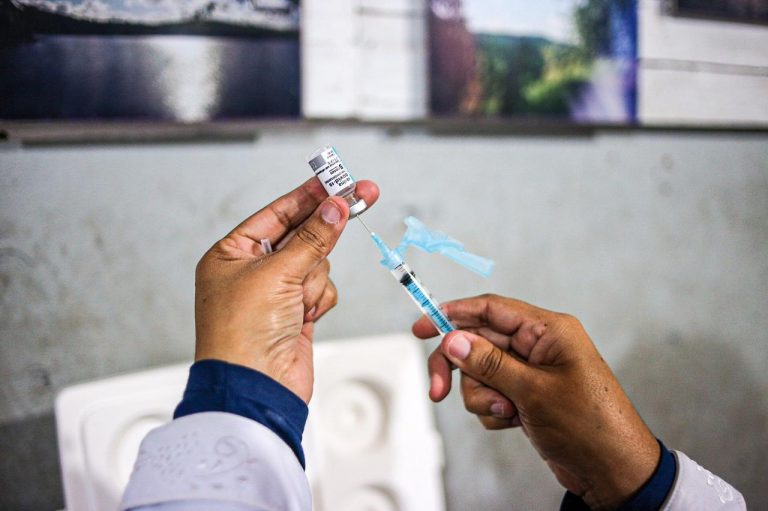 Garanhuns avança na vacinação das pessoas de 60 a 64 anos