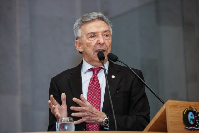 Cenário Político: sentimento expressado em lágrimas