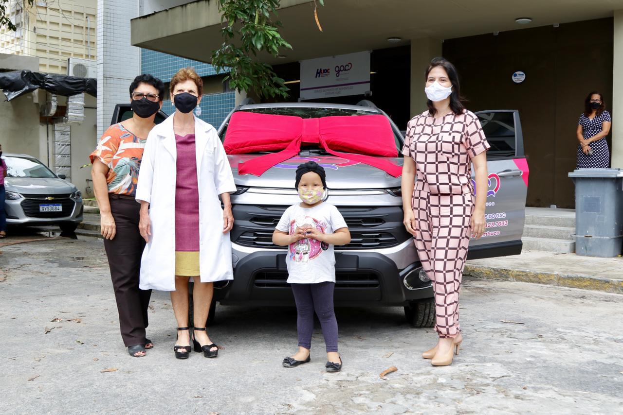 GAC-PE recebe carro fruto de emenda de Priscila Krause