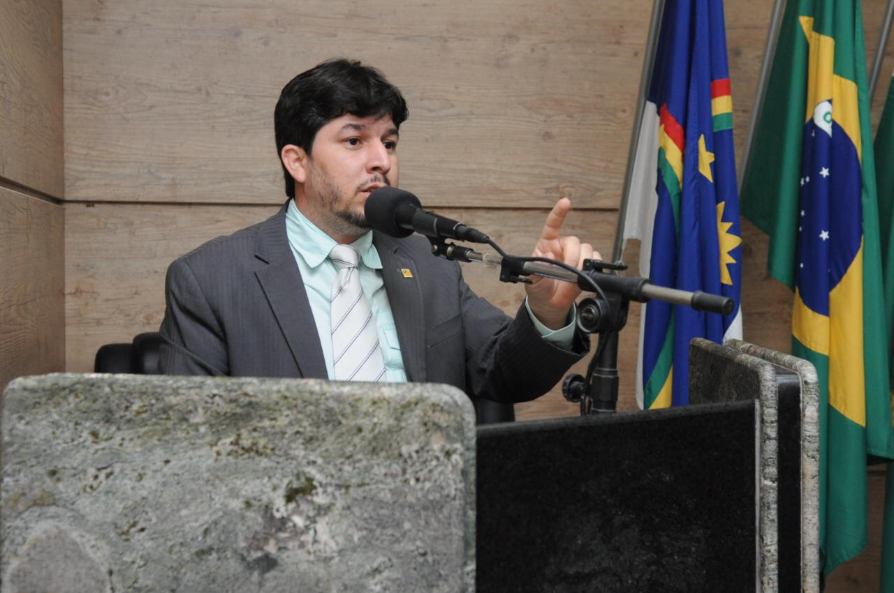 Cenário Político: oposição na Câmara de Caruaru ensaia reação