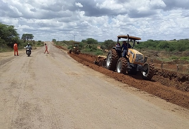 Fernando Monteiro comemora celeridade nas obras da PE-635