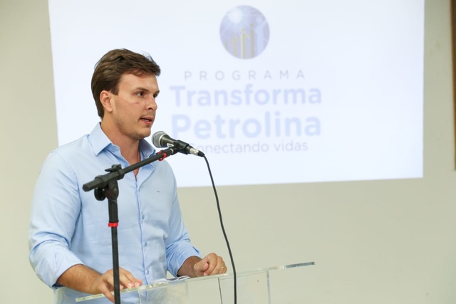 Miguel Coelho sanciona Lei do Voluntariado de Petrolina