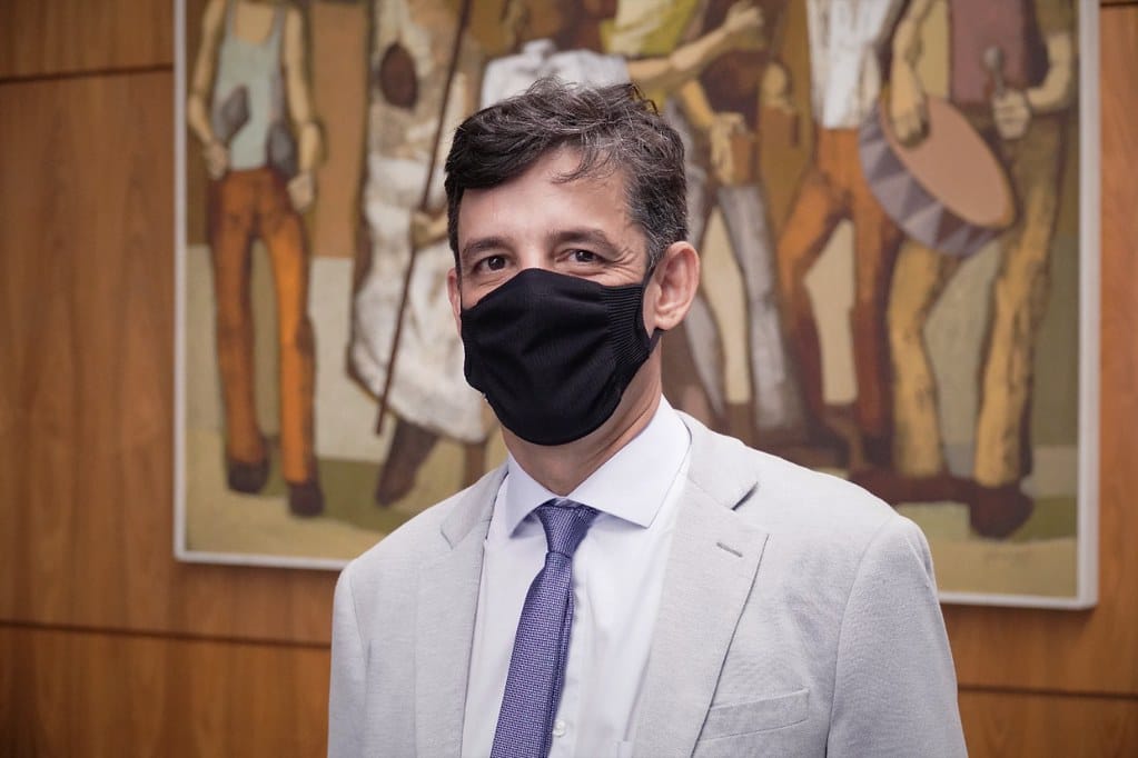 Daniel Coelho apresenta pedido de CPI contra Ricardo Salles