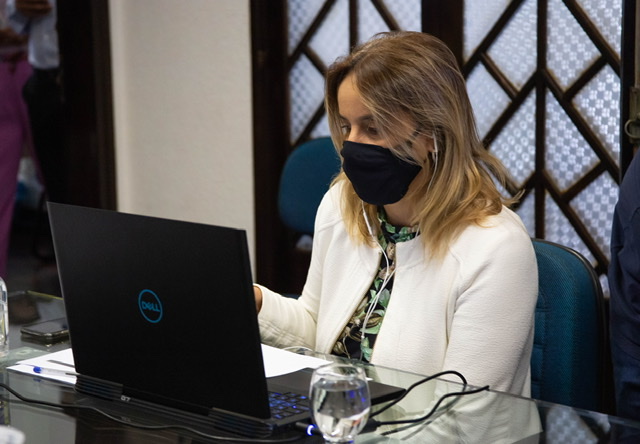 Lei desobriga que crianças com autismo usem máscara