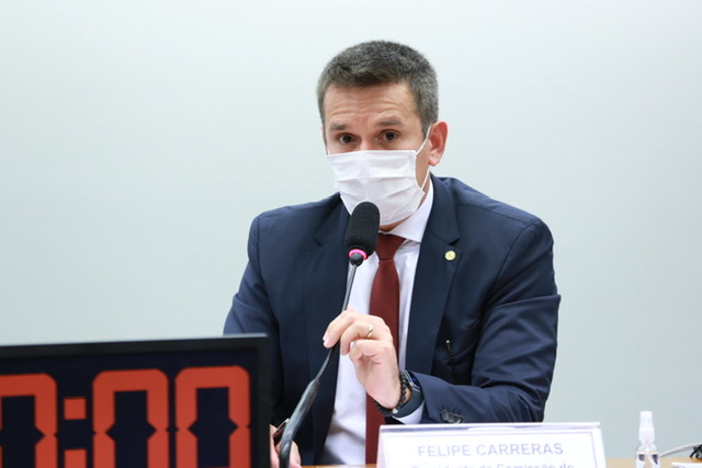 Comissão debate essencialidade do profissional de educação física