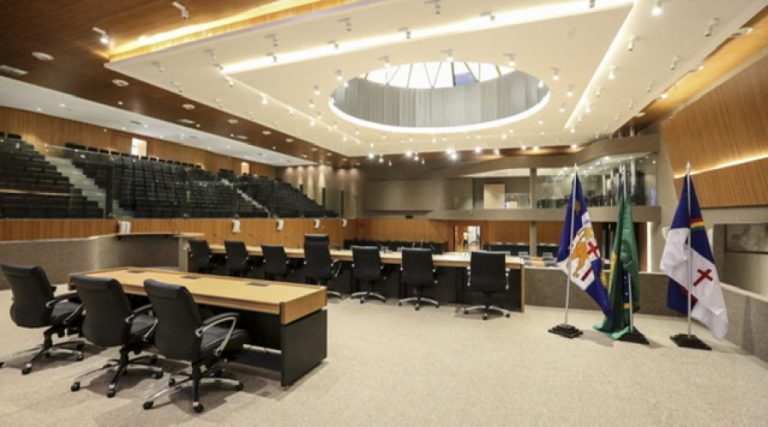 Aprovada nova versão que torna  atividade religiosa essencial