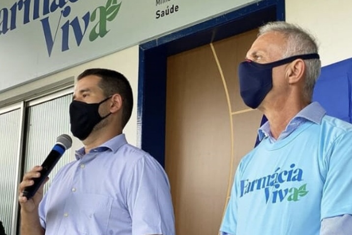 Em Vitória, Joaquim Lira prestigia lançamento do Farmácia Viva