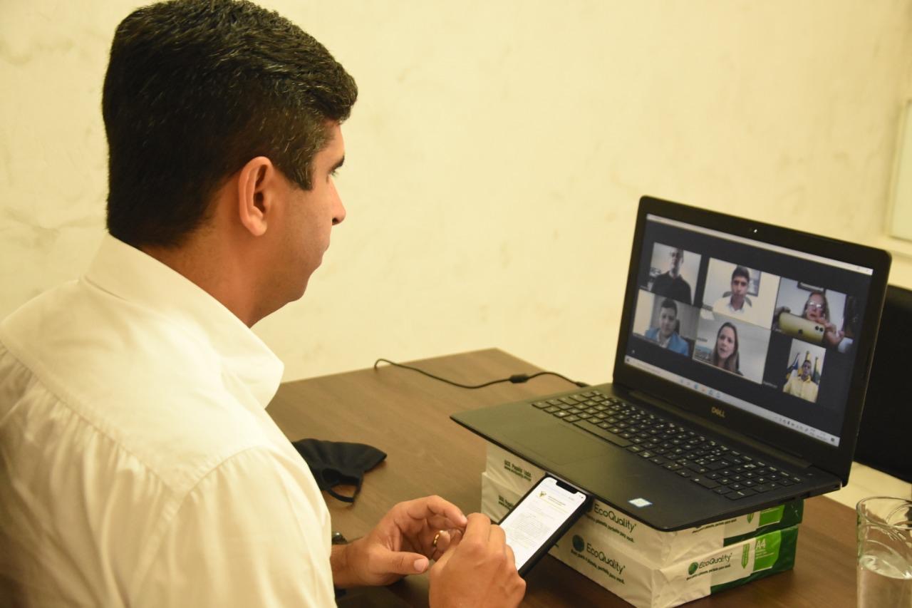 Erick Lessa se reúne com presidente da Compesa