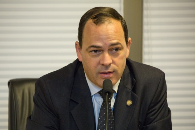 “Miguel Coelho só pensa em eleição”, diz prefeito de Garanhuns