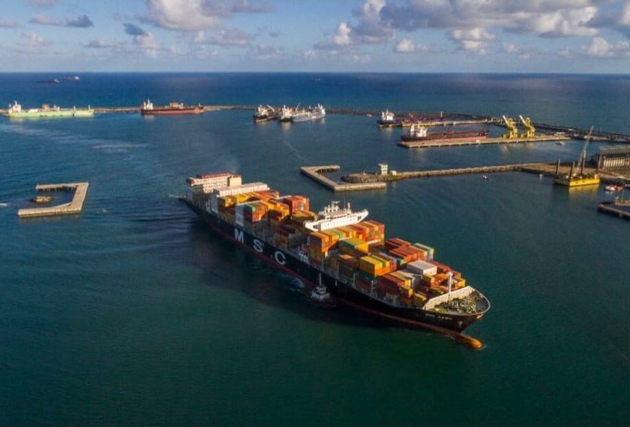 Suape passará a receber navios de 366 metros de comprimento