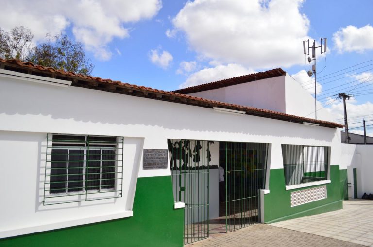 Prefeitura de Caruaru suspende retorno das aulas presenciais