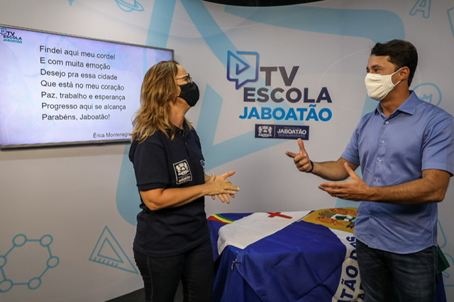 Em Jaboatão, Anderson Ferreira lança TV Escola