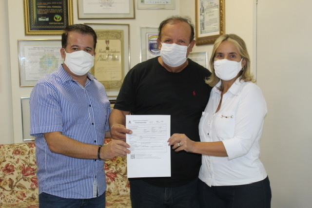 Deputada anuncia liberação de investimentos para Vertentes