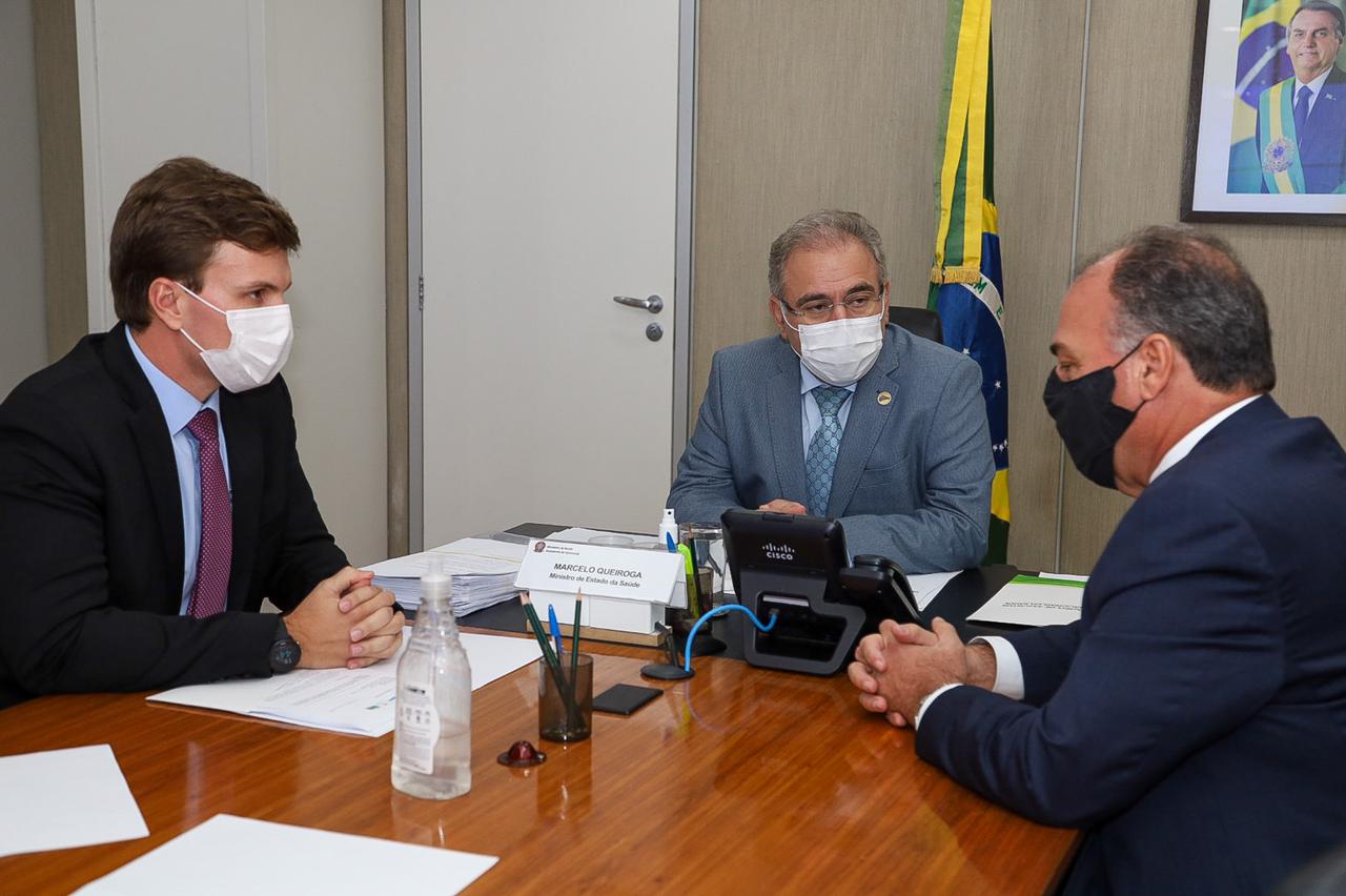 Hospital da Criança de Petrolina na mesa do ministro da Saúde