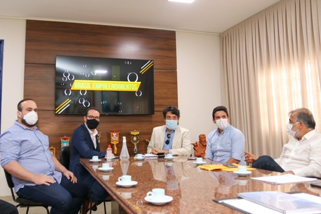 Empresas apresentam intenção de se instalar em Vitória