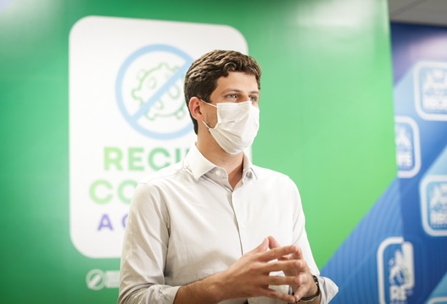 Recife vai vacinar pessoas com comorbidades a partir de 18 anos