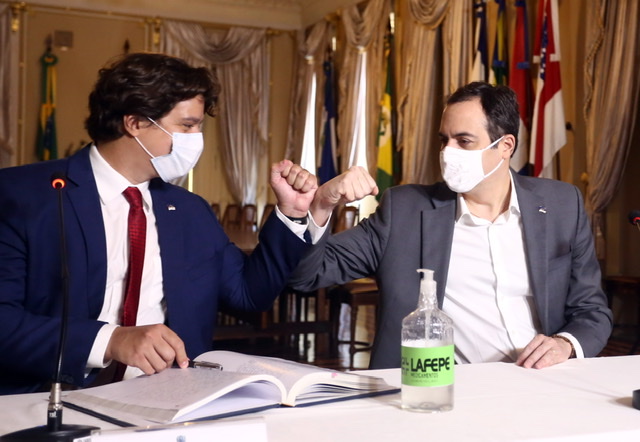 Paulo Câmara e Lucas Ramos anunciam investimentos para o Sertão