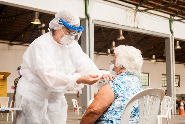 Caruaru realiza chamamento para a 2ª dose da CoronaVac